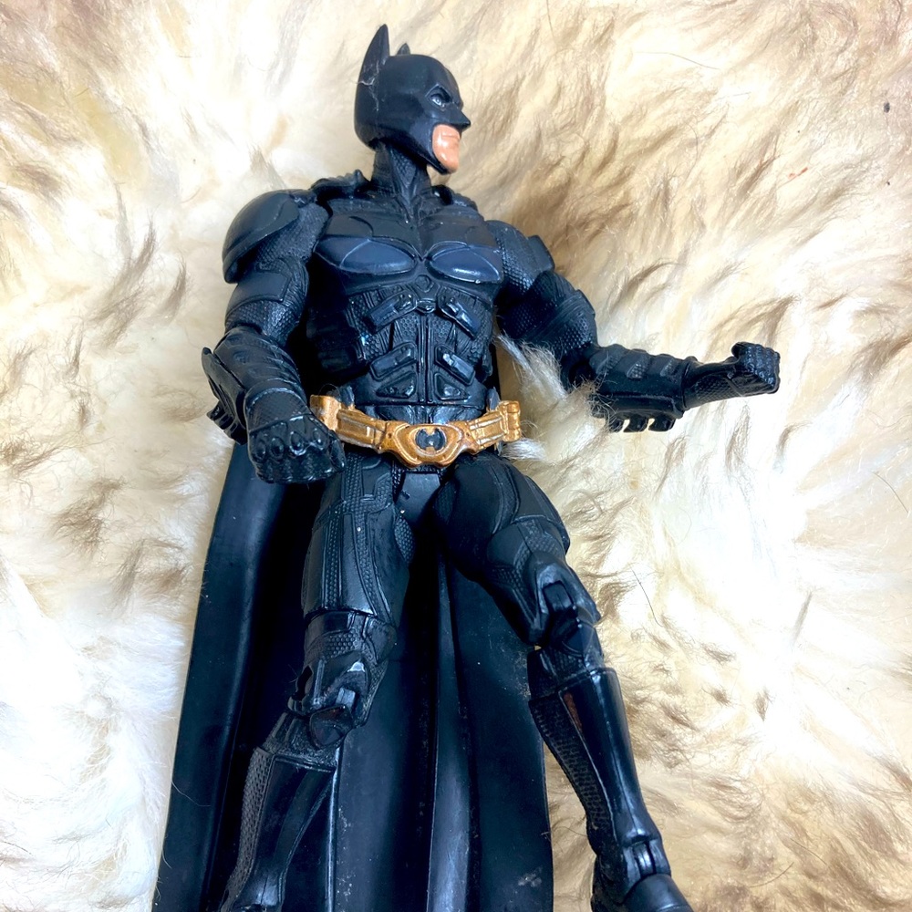 6.5” Batman Pose able Action Figure Toy, Like new.